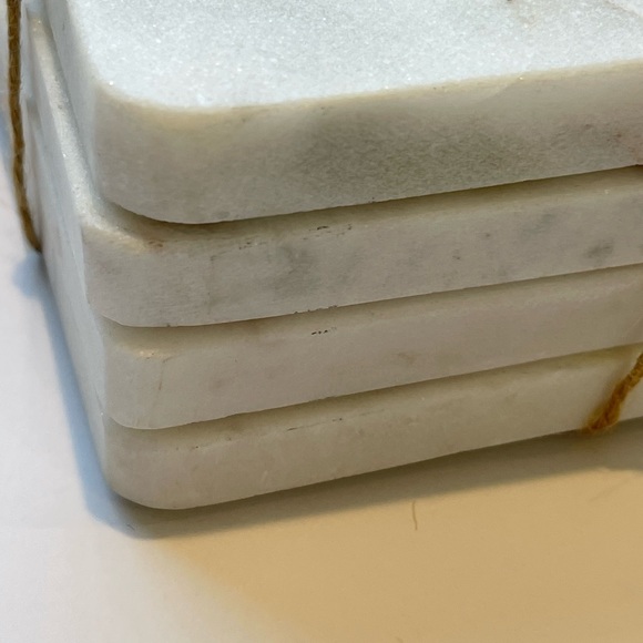 Mud Pie Marble Coasters Set of 4 with N Initial NWT - Picture 3 of 7